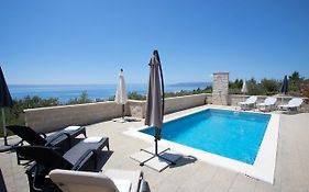 Villa Oaza